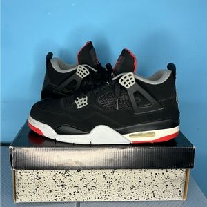 Jordan 4 Retro Bred